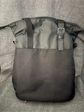 Thule Black Women's Tote Bag with Buckle Accent